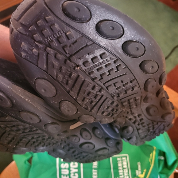 Gently used Men's Merrells slip on tan - Picture 5 of 8